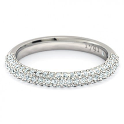  White Gold Passione Celebration Ring