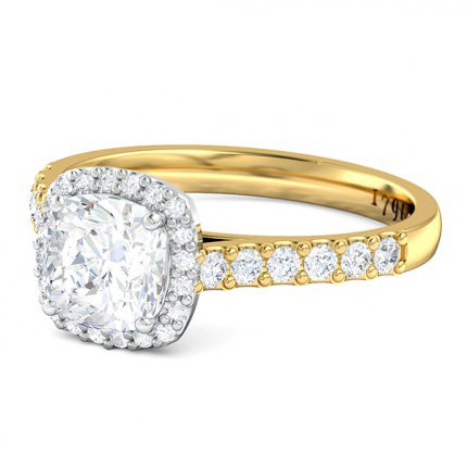 Cushion Diamond Ring Priana - Side View