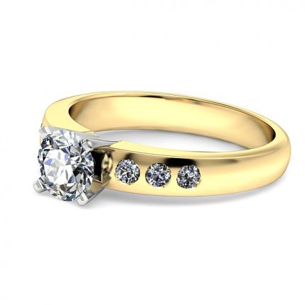 Diamond Ring Radiosa - Side View