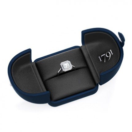 Asscher Diamond Ring Platinum 950 Imilia - Box View