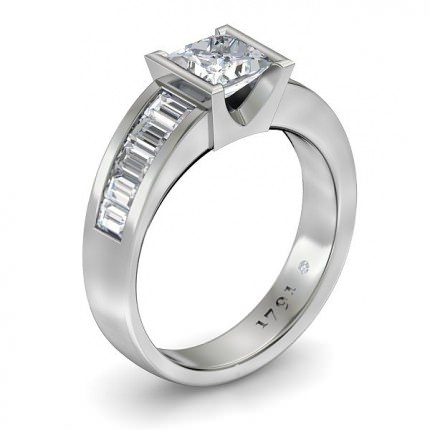Princess Diamond Ring Platinum 950 Quadrata - Main View